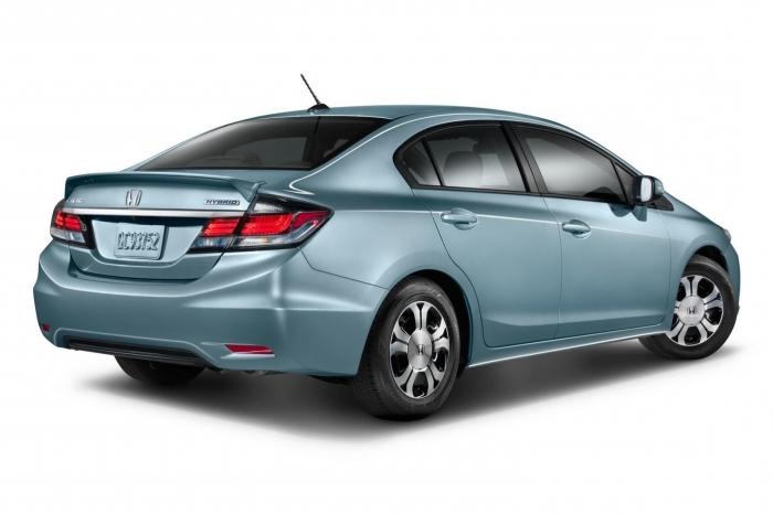 A Honda Civic Hybrid áttekintése
